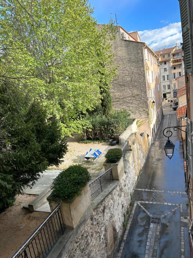 Un Moment Suspendu Lägenhet Aix-en-Provence Exteriör bild